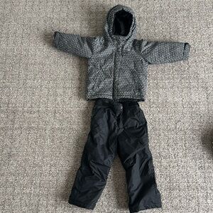 Columbia snow outfit